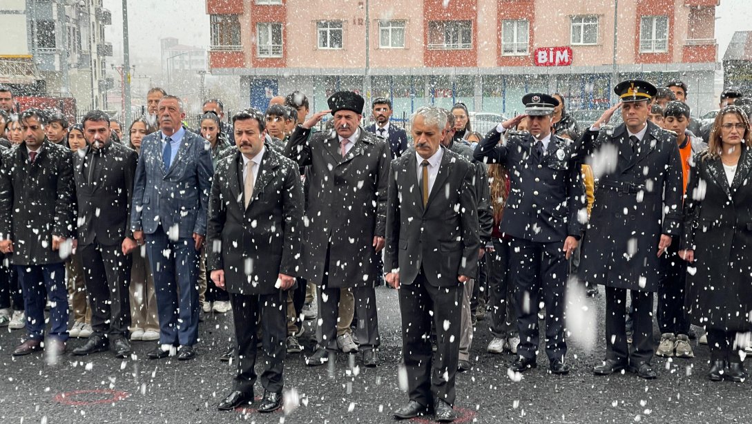 10 Kasım 2023 Büyük Önder Gazi Mustafa Kemal Atatürk'ün ebediyete irtihalinin 85. yıldönümü.